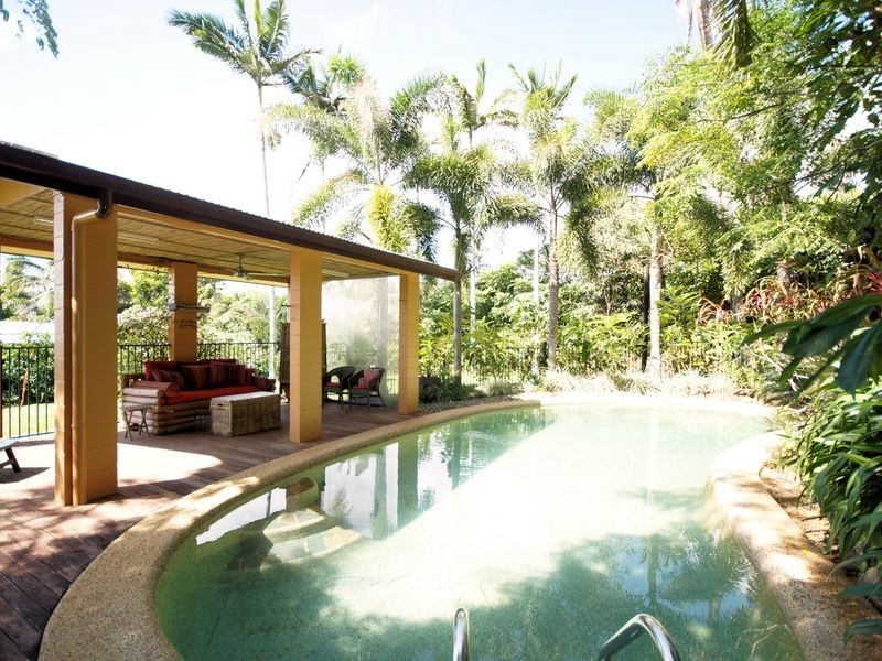 506 Bingil Bay Road, Bingil Bay QLD 4852