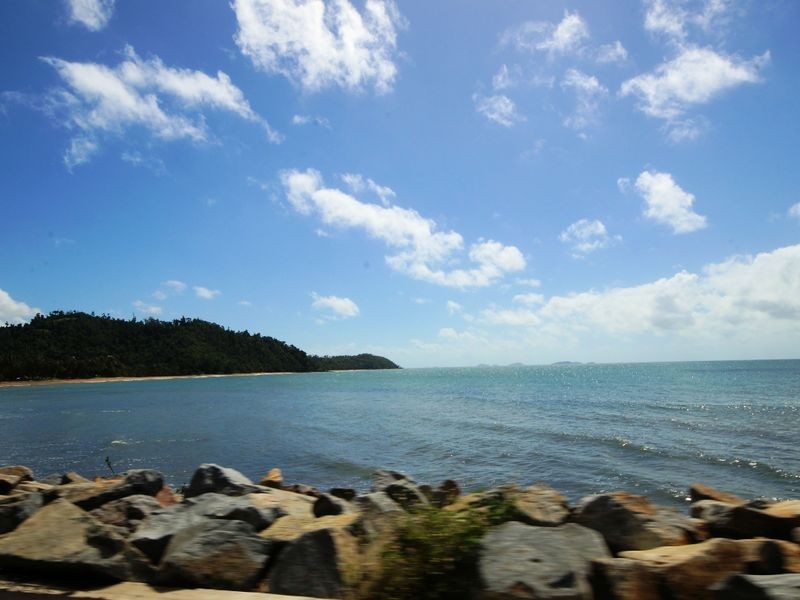 506 Bingil Bay Road, Bingil Bay QLD 4852