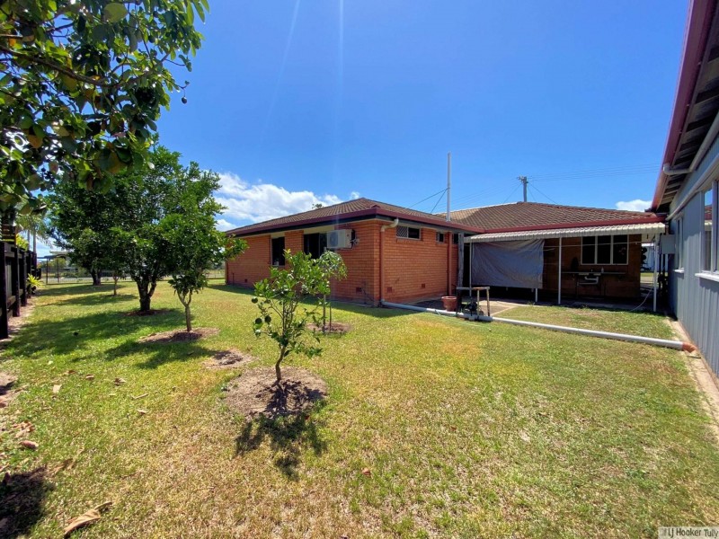 37 Jamieson Street, Cardwell QLD 4849