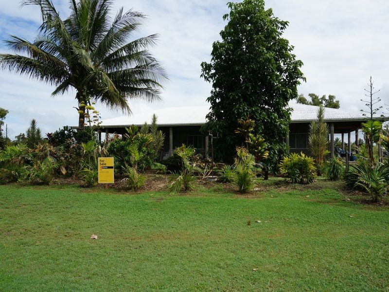 69 Paradise Palm Drive, Tully Heads QLD 4854