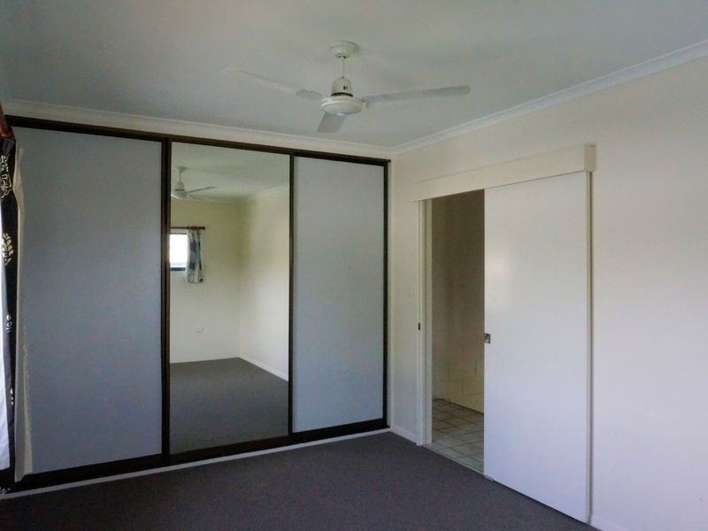 117 Taylor Street, Tully Heads QLD 4854