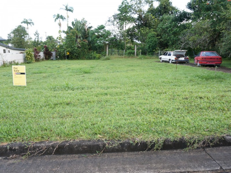 3 Clarke-Kennedy Street, Tully QLD 4854