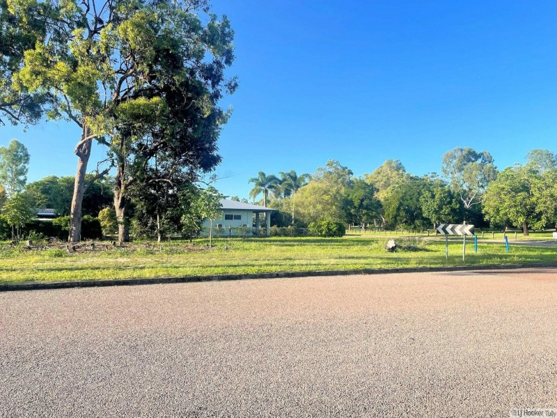 1 Coral Sea Drive, Cardwell QLD 4849