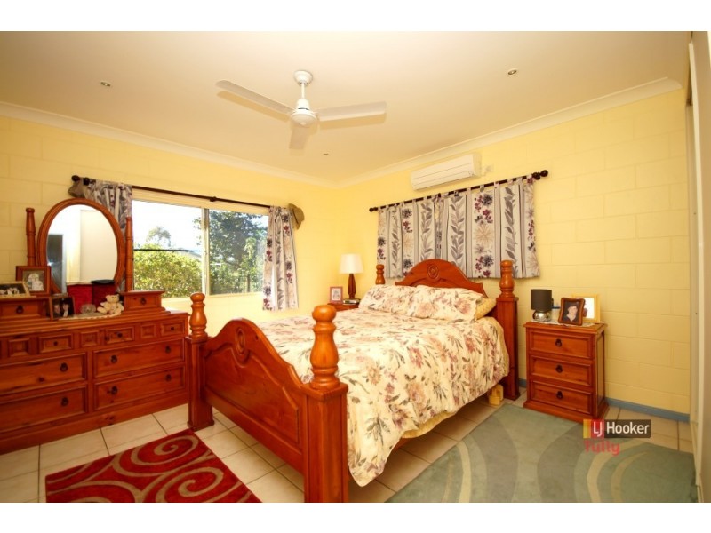 93 Vipiana Drive, Tully Heads QLD 4854