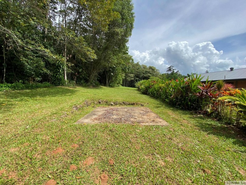 19 Bell Street, Tully QLD 4854