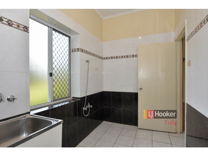 2 McQuillen Street, Tully QLD 4854