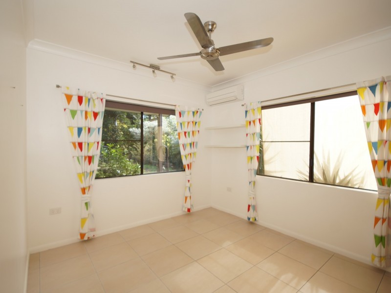 25 Melaleuca Drive, Tully Heads QLD 4854