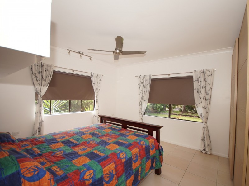 25 Melaleuca Drive, Tully Heads QLD 4854