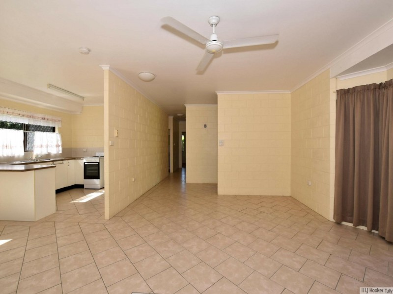 2 Hielscher Street, Tully QLD 4854