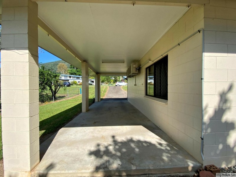 2 Hielscher Street, Tully QLD 4854
