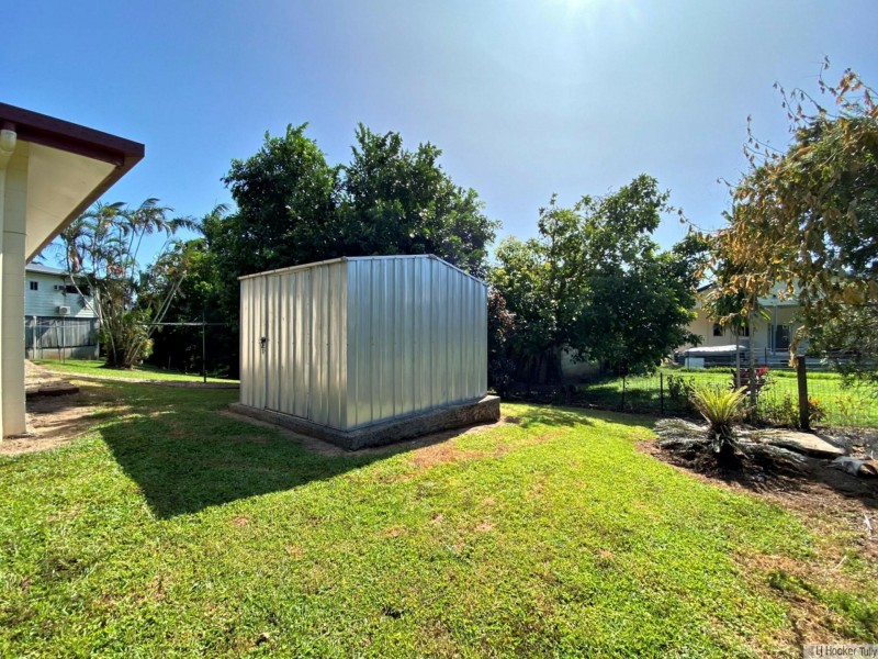 2 Hielscher Street, Tully QLD 4854