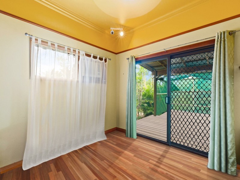 5 Seafarer Street, South Mission Beach QLD 4852