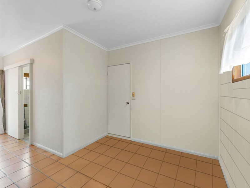 5 Seafarer Street, South Mission Beach QLD 4852