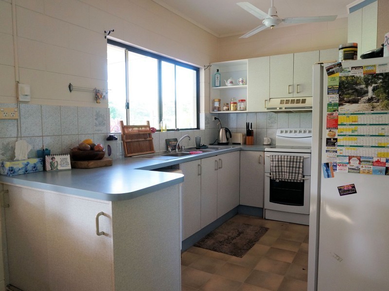 11 Thomas Court, Bulgun QLD 4854