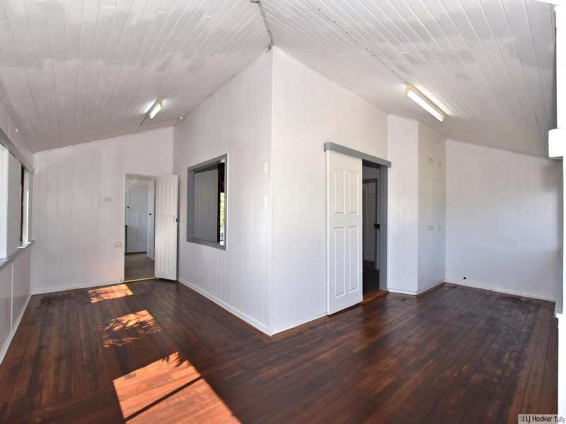25 Cook Street, Tully QLD 4854