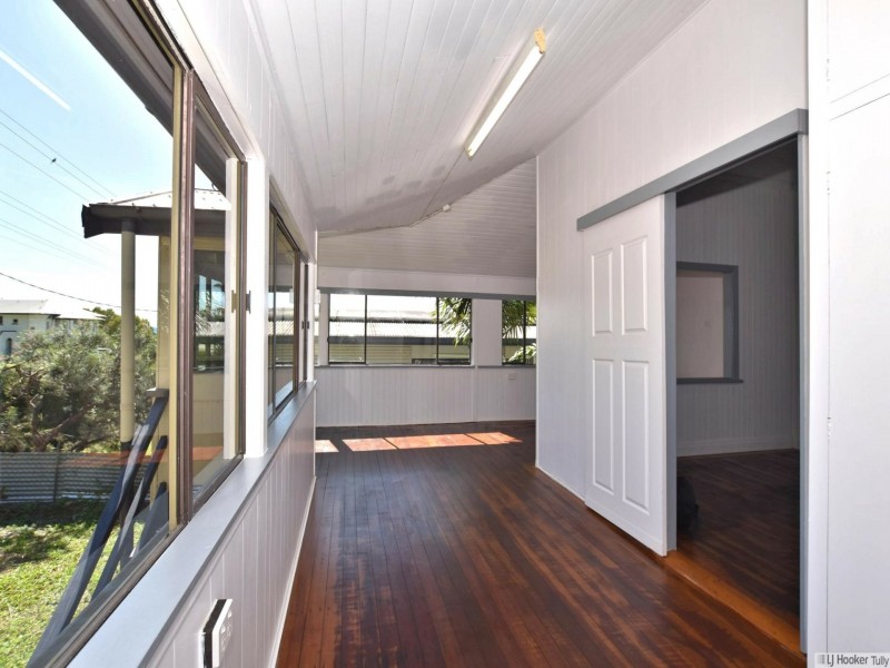 25 Cook Street, Tully QLD 4854