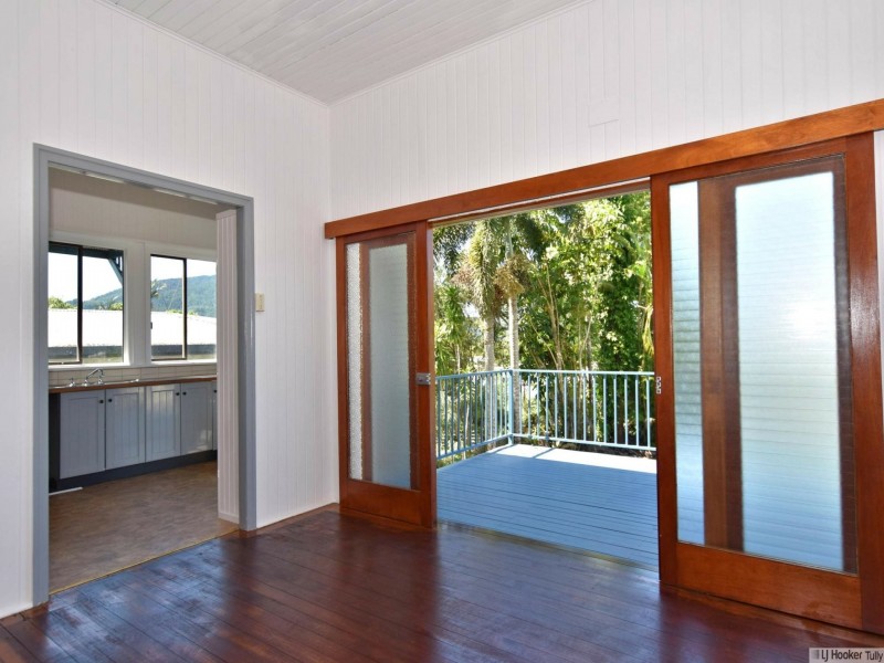 25 Cook Street, Tully QLD 4854