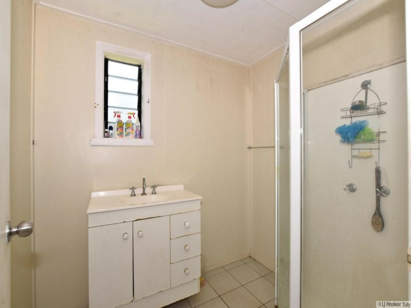 19 Watkins St, Tully QLD 4854