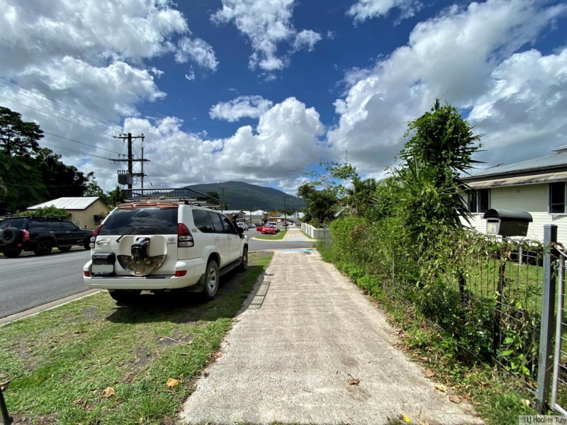 19 Watkins St, Tully QLD 4854