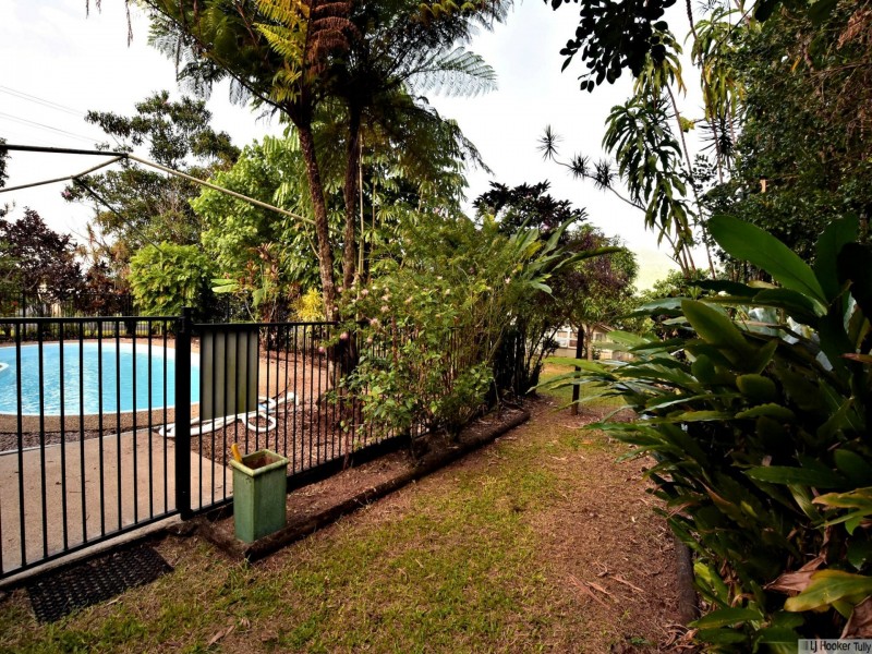 19 Henry Street, Tully QLD 4854