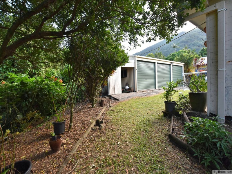 19 Henry Street, Tully QLD 4854
