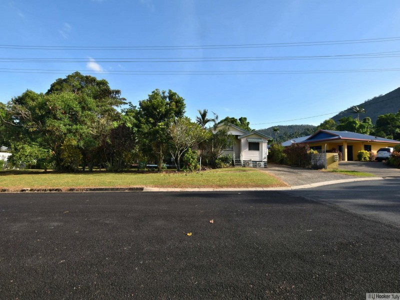 19 Henry Street, Tully QLD 4854