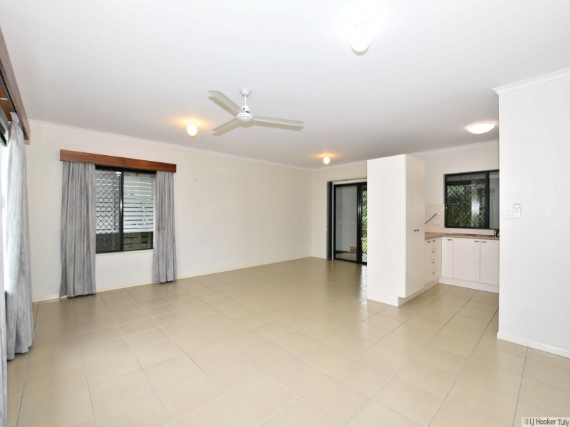 12 Parmeter Street, Tully QLD 4854