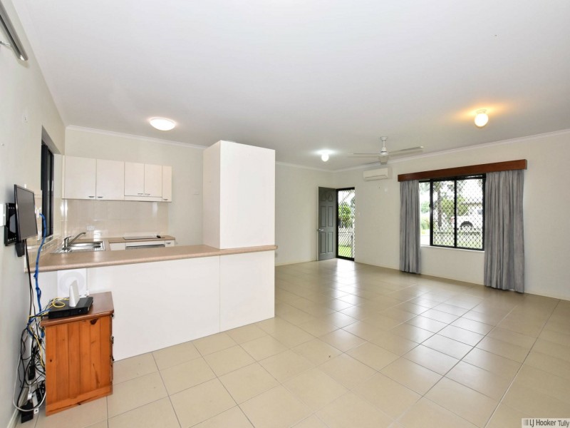 12 Parmeter Street, Tully QLD 4854