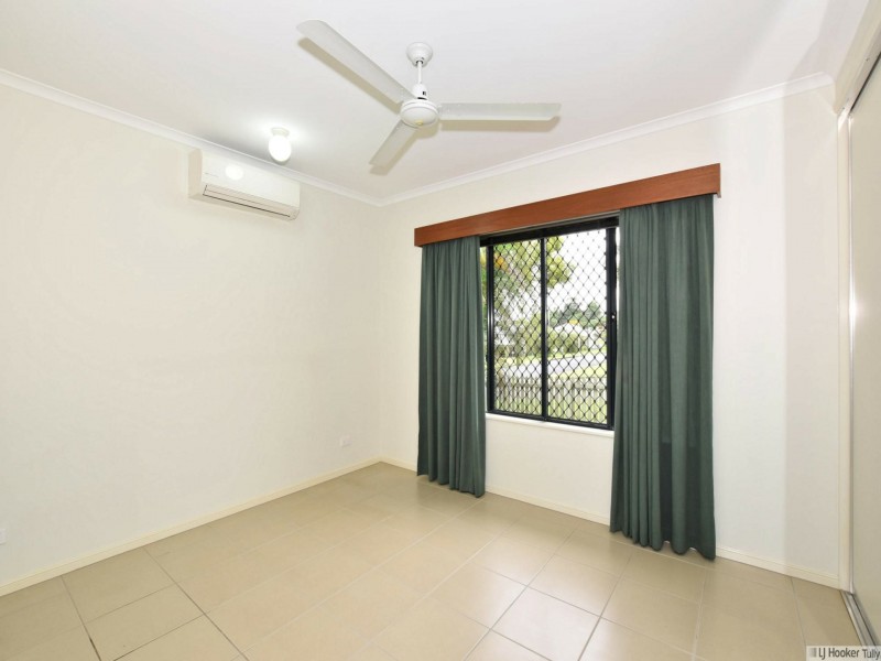 12 Parmeter Street, Tully QLD 4854