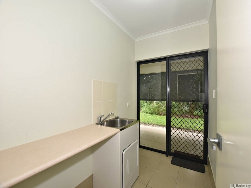 12 Parmeter Street, Tully QLD 4854