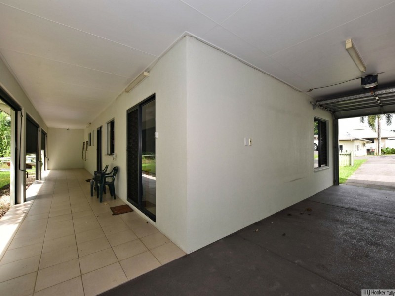 12 Parmeter Street, Tully QLD 4854