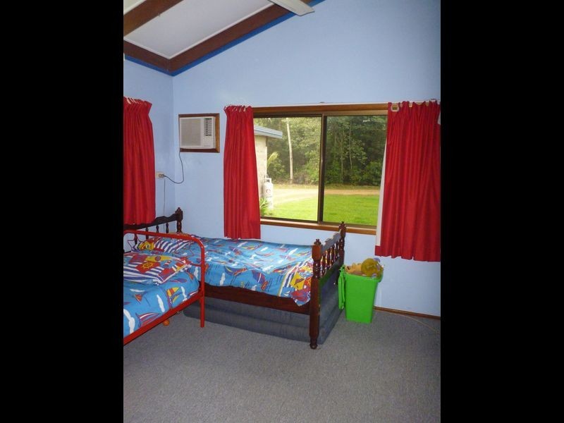 8 Schumann Road – Djarawong, Tully QLD 4854
