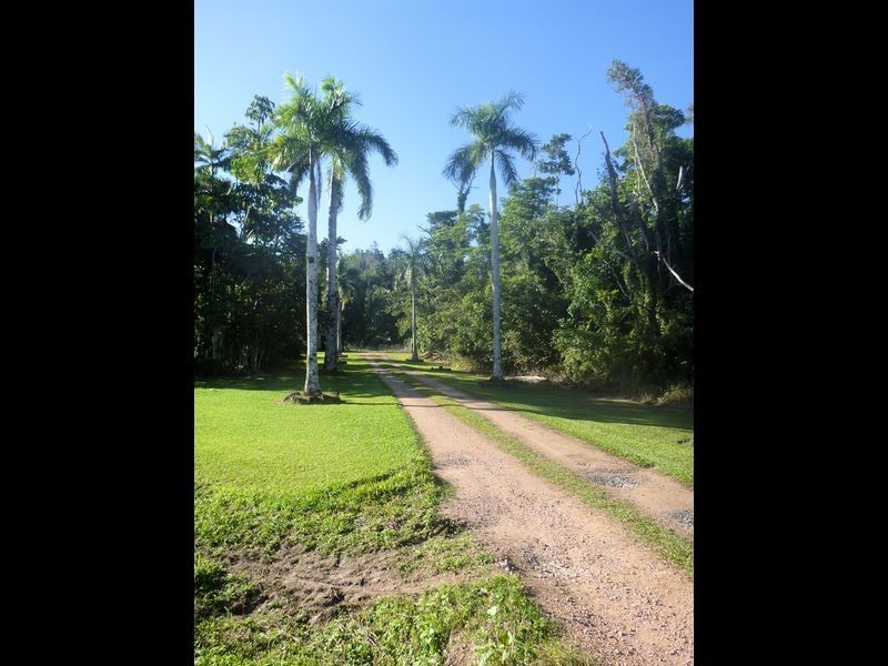 8 Schumann Road – Djarawong, Tully QLD 4854