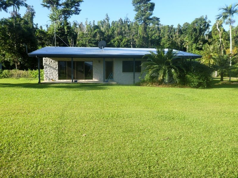 8 Schumann Road – Djarawong, Tully QLD 4854