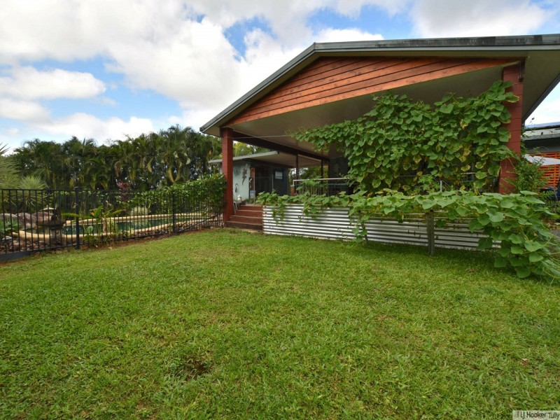 3 Venturato Close, Tully QLD 4854