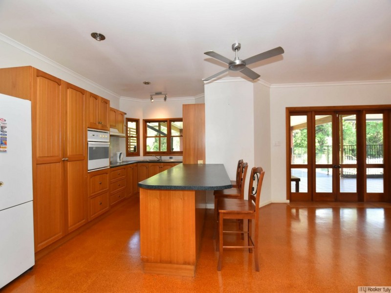 3 Venturato Close, Tully QLD 4854