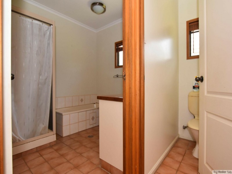 3 Venturato Close, Tully QLD 4854