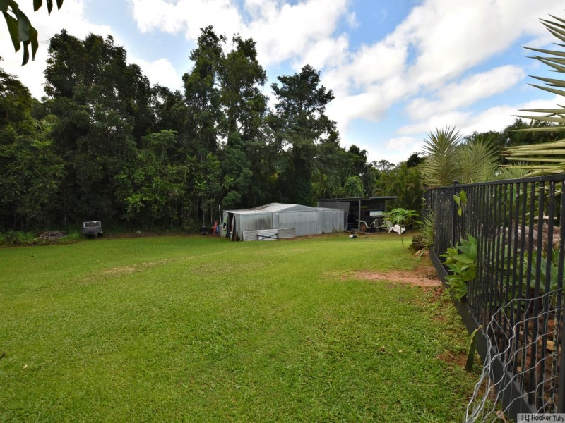 3 Venturato Close, Tully QLD 4854