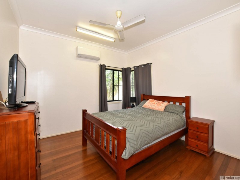 4 Billabong Lane, Tully Heads QLD 4854