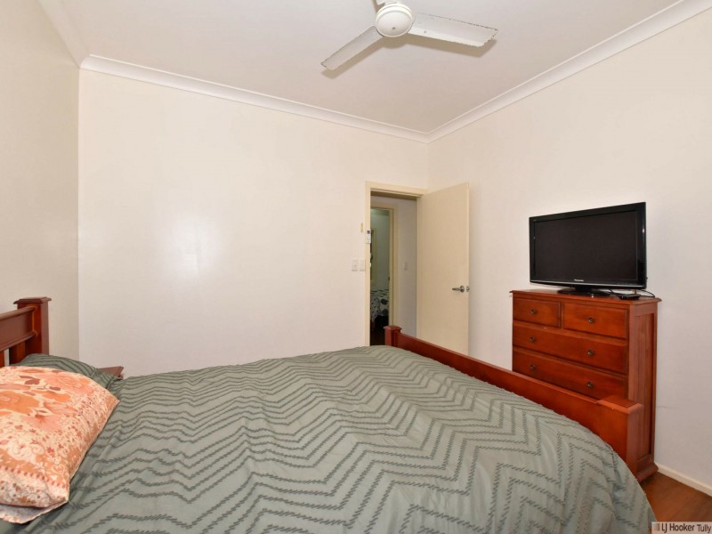 4 Billabong Lane, Tully Heads QLD 4854