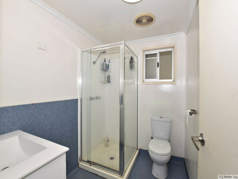 4 Billabong Lane, Tully Heads QLD 4854