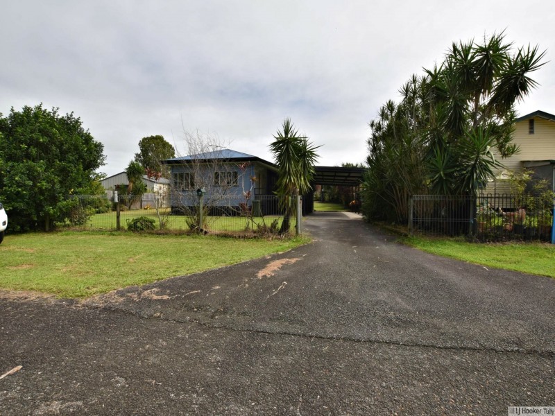 4 Billabong Lane, Tully Heads QLD 4854