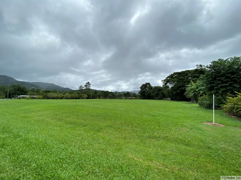 8 Dinan Close, Bulgun QLD 4854