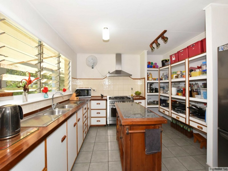 7 Ronlund Road, Murray Upper QLD 4854