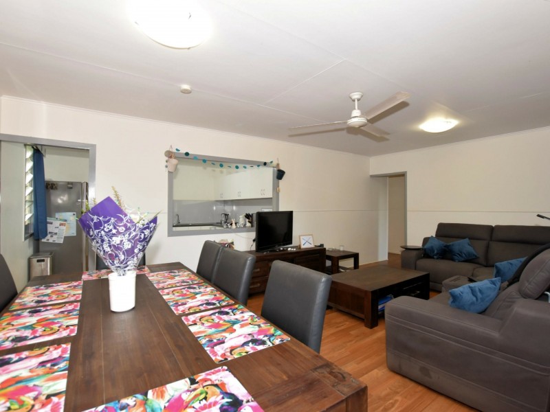 8 Bineham Street, Tully QLD 4854