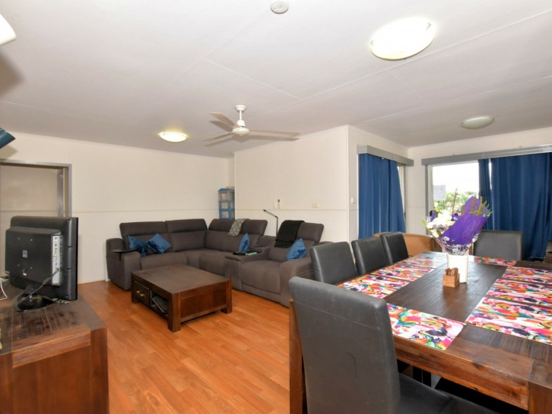 8 Bineham Street, Tully QLD 4854