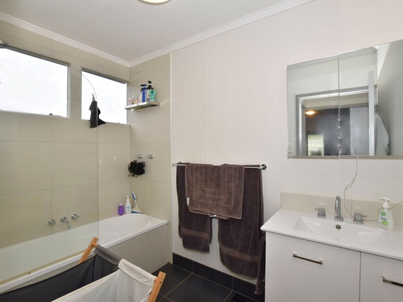 8 Bineham Street, Tully QLD 4854