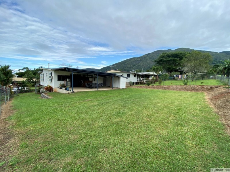 8 Bineham Street, Tully QLD 4854