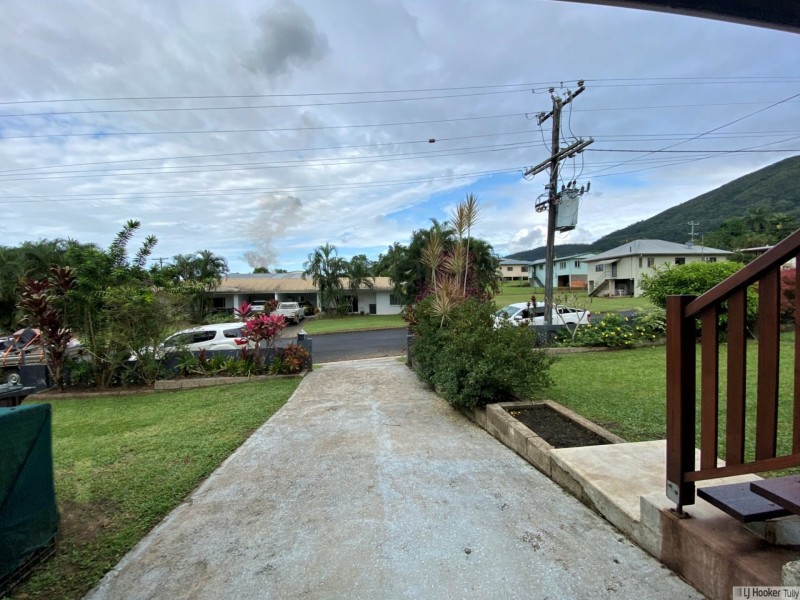 8 Bineham Street, Tully QLD 4854