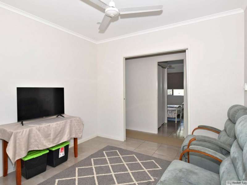 15 Pease Street, Tully QLD 4854